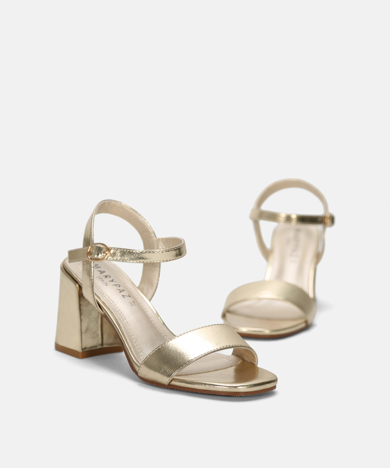 Sand&aacute;lia com salto alto image number null